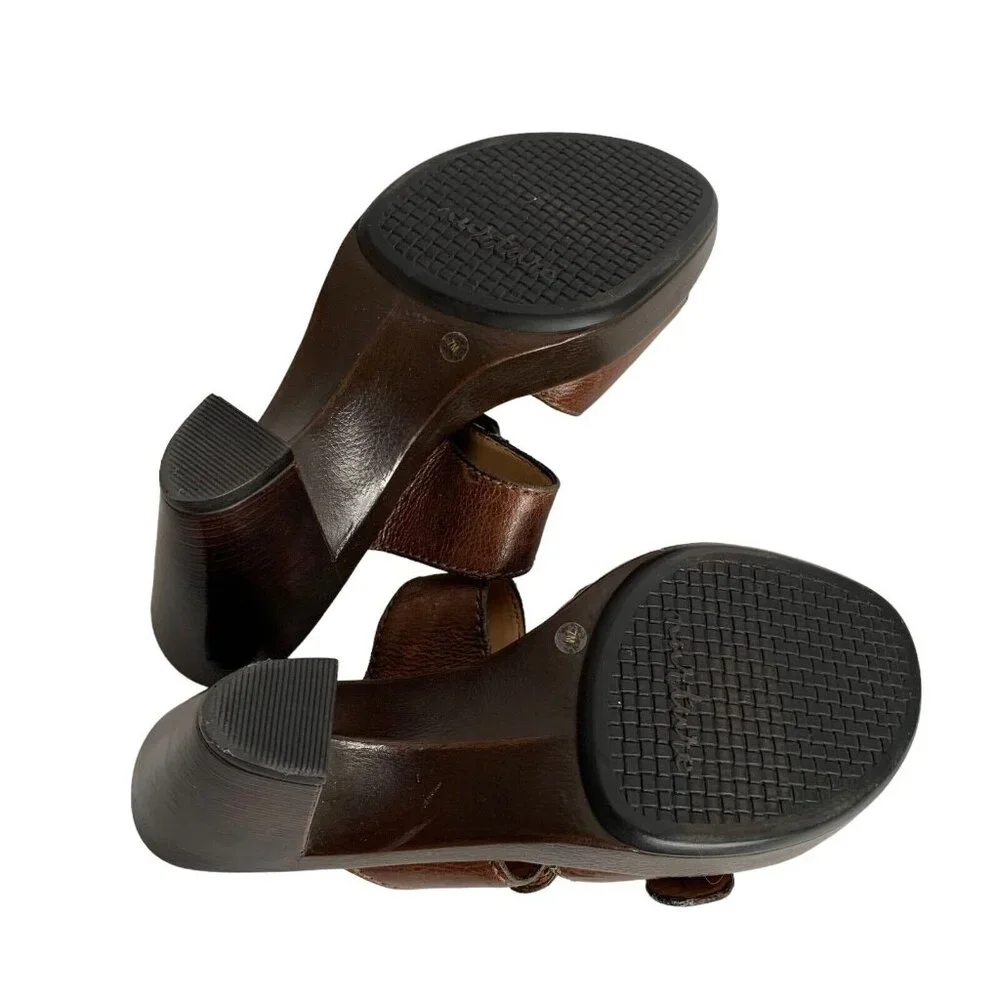 Nurture Piccolo Block Heel Sandals Size 7M Brown Leather Double Strap Slip On